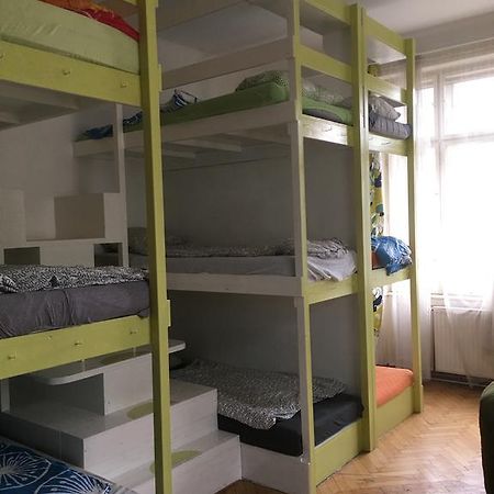 Chichilli Hostel เวียนนา ภายนอก รูปภาพ