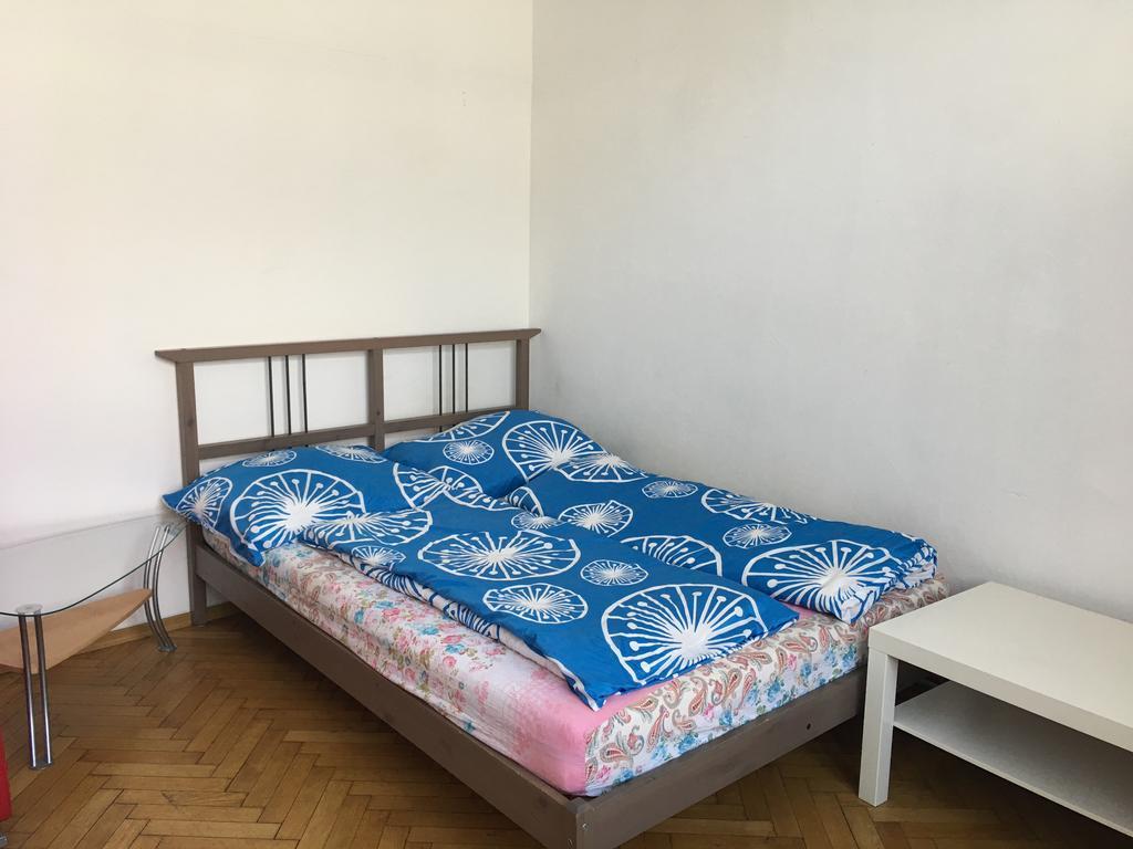 Chichilli Hostel เวียนนา ภายนอก รูปภาพ