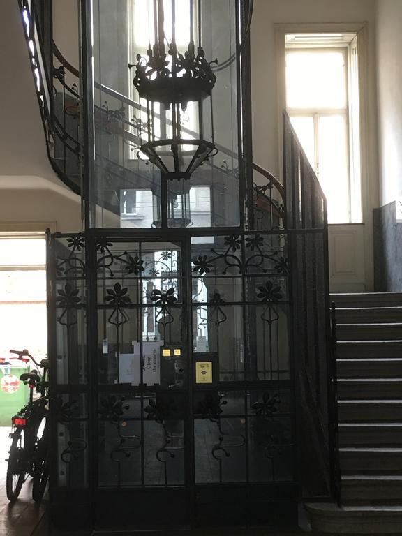 Chichilli Hostel เวียนนา ภายนอก รูปภาพ